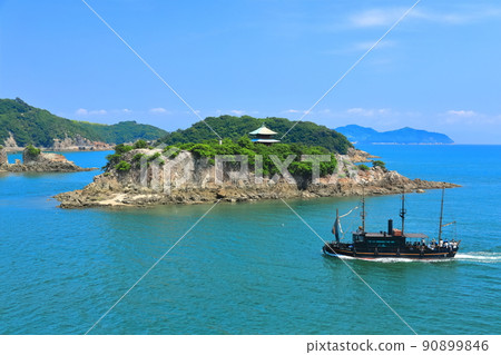 [Hiroshima Prefecture] Fine weather Heisei Iroha Maru and Benten Island (Tomonoura) 90899846