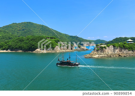 [Hiroshima Prefecture] Fine weather Heisei Iroha Maru and Benten Island (Tomonoura) 90899854