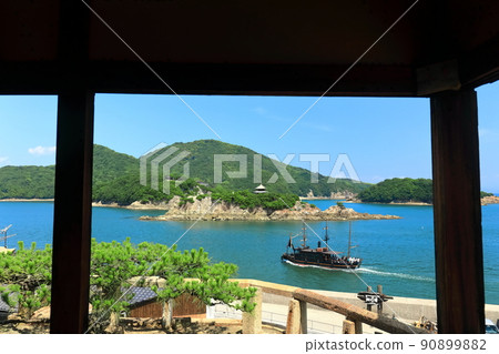 [Hiroshima Prefecture] Bentenjima (Tomonoura) seen from Fukuzenji Temple Taichoro in fine weather 90899882