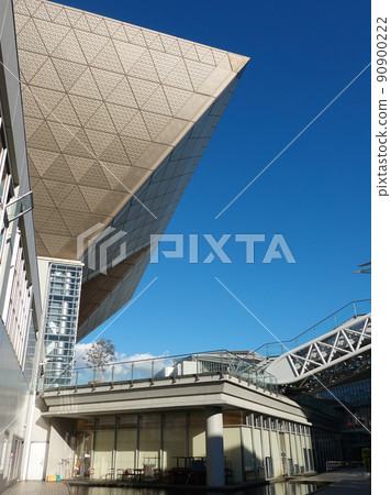 Tokyo Big Sight 會議大樓仰望（東京都江東區） 90900222
