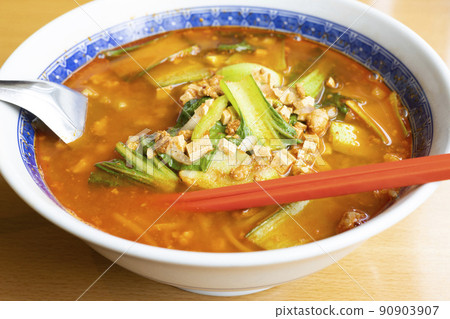 美味的辣味拉麵 美味的辣味拉麵 90903907