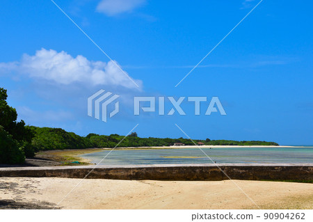 Taketomi Island West Pier Kondoi Beach 90904262