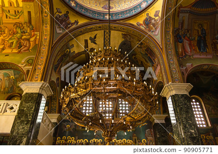 Inside the church of Panagia Dexia in Thessaloniki, Greece 90905771