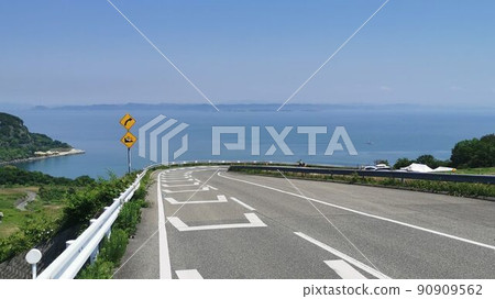 招牌白線海海岸夏季旅遊觀光路風景自駕 招牌白線海海岸夏季旅遊觀光路風景自駕 90909562
