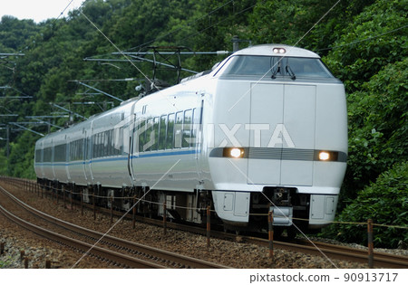 Hokuriku Main Line Tsubata-Kurikara JR West 683 series T23 formation (Kanazawa) Thunderbird 90913717