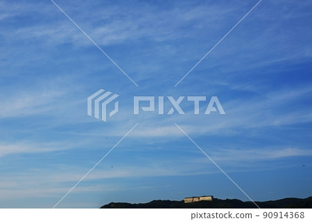午後夏日天空中的雲山·210721PM 午後夏日天空中的雲山·210721PM 90914368