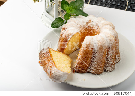 Ring Lemon Cake, Ciambella, Bundt Dessert 90917044