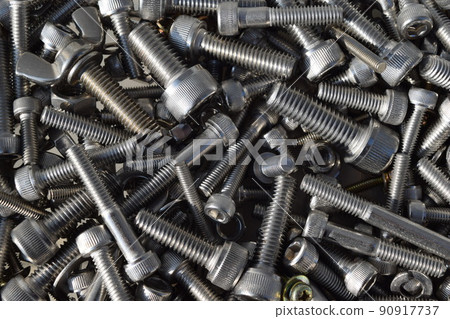 Various bolts and screws 90917737
