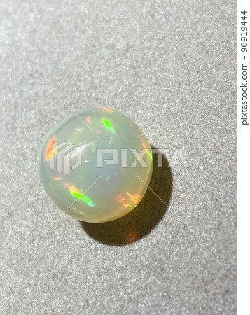 蛋白石寶石 90919444