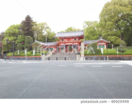 Yasaka Shrine Gate Yasaka Shrine Gate 90920499