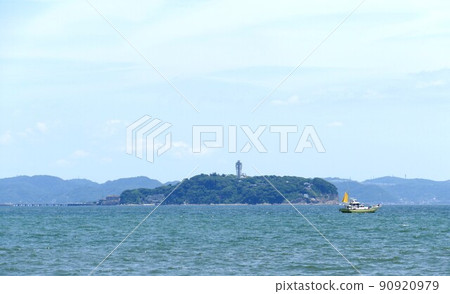View of Enoshima from the Shonan coast Beach Southern Beach Chigasaki, Chigasaki City, Kanagawa Prefecture 90920979