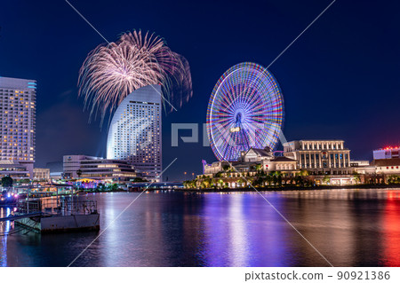 橫濱港節 2022 港未來夜景和煙花比賽 久違的欣賞真正的煙花 90921386