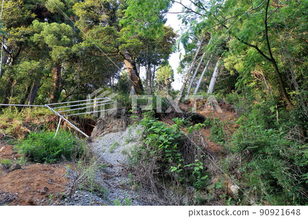 Roads completely closed due to landslides caused by natural disasters Roads completely closed due to landslides caused by natural disasters 90921648