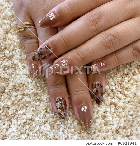Adult cute leopard nail Adult cute leopard nail 90921941