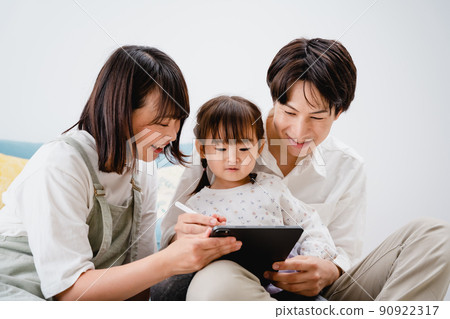 Parent and child tablet drawing Parent and child tablet drawing 90922317