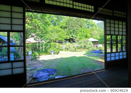 [Ehime Prefecture] Fresh green former Hirose residence Yasushido 90924629