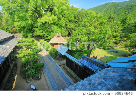 [Ehime Prefecture] Fresh green former Hirose residence Watchtower 90924646