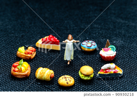 Miniature people Female sleepwalker in pajama dream about snack at night 90930218