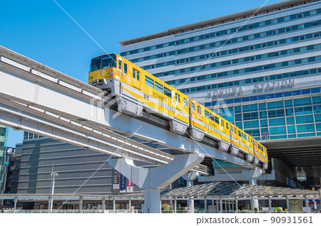 Kokura Castle Exit (South Exit) and Monorail at Kokura Station 90931561