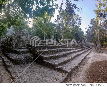 Picture of a historic pyramid in the Mexican Inca city of Coba Picture of a historic pyramid in the Mexican Inca city of Coba 90934512