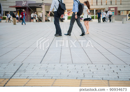 Mito Station Square People 90934673