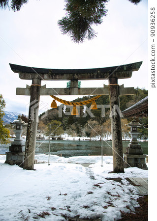 Mishima Pond Winter Mishima Shrine 90936258