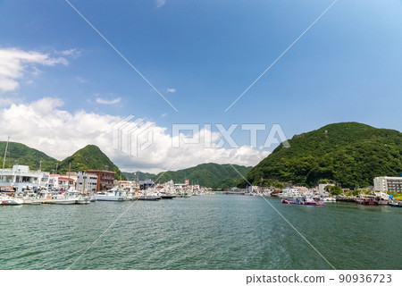 Izu / Shimoda city area and sleeping mountain 90936723