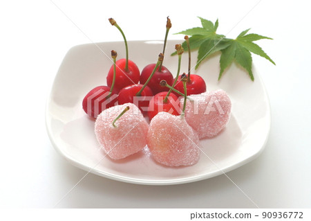 Cherry rice cake and cherries Cherry rice cake and cherries 90936772