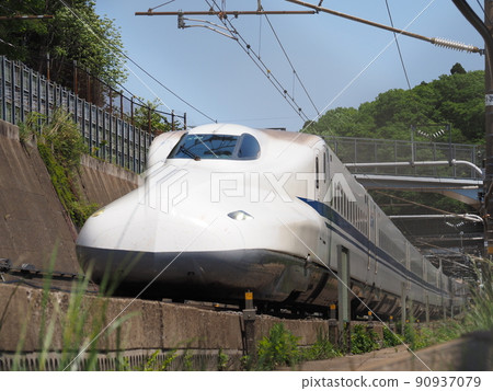 Overhead Shinkansen N700A at Sekigahara 90937079