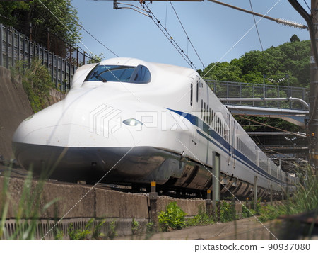 Overhead Shinkansen N700A at Sekigahara Overhead Shinkansen N700A at Sekigahara 90937080