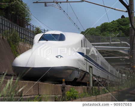 Overhead Shinkansen N700A at Sekigahara 90937083