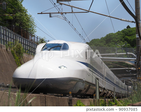 Overhead Shinkansen N700A at Sekigahara 90937085