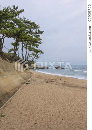 茨城縣日立市宇之島海岸的沙灘 茨城縣日立市宇之島海岸的沙灘 90939796