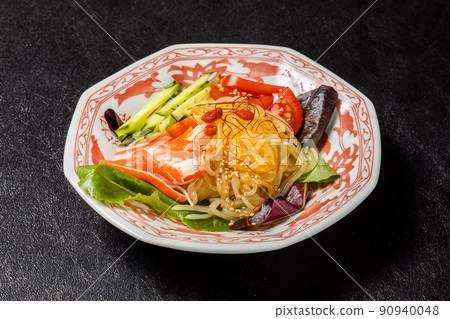Shirataki noodles Noodle dish using Japanese shirataki Shirataki noodles Noodle dish using Japanese shirataki 90940048