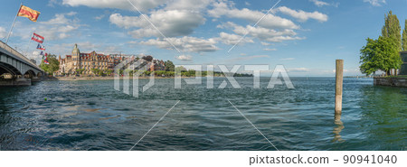 Wiew of the Lake Constance near old Rhine Bridge. Panorama, panoramic. 90941040