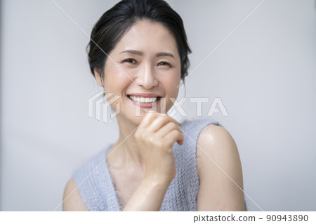 Beauty image portrait of a woman in her early 50s 90943890