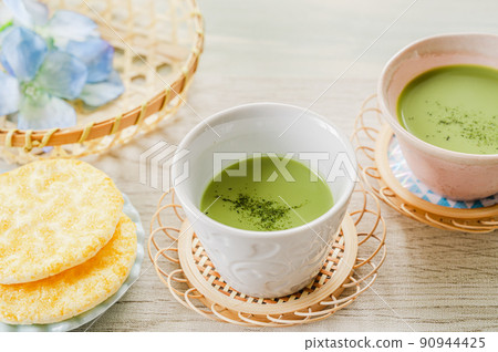 抹茶拿鐵 90944425