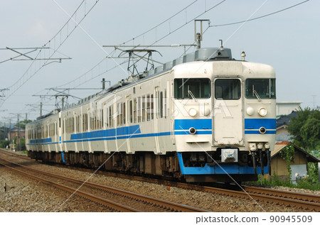 Hokuriku Main Line Morimoto-Tsubata JR West 413 series B02 + B06 organization (Kanazawa) Hokuriku Main Line Morimoto-Tsubata JR West 413 series B02 + B06 organization (Kanazawa) 90945509