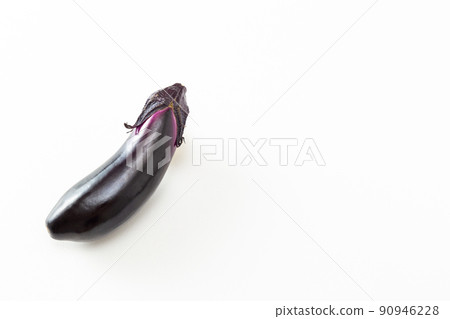 Eggplant white background 90946228