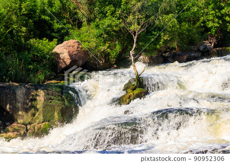 Waterfall on the Inhulets river in Kryvyi Rih, Ukraine 90952306