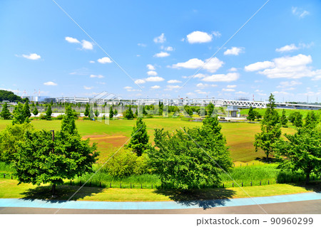 俯瞰新橫濱公園周邊地區（神奈川縣橫濱市）[2022.5] 90960299