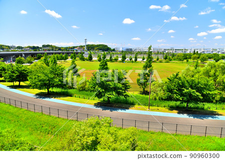 俯瞰新橫濱公園周邊地區（神奈川縣橫濱市）[2022.5] 90960300