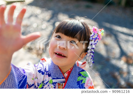 7-year-old Shichigosan 90961216