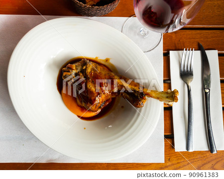 Appetizing roasted mutton on bone 90961383