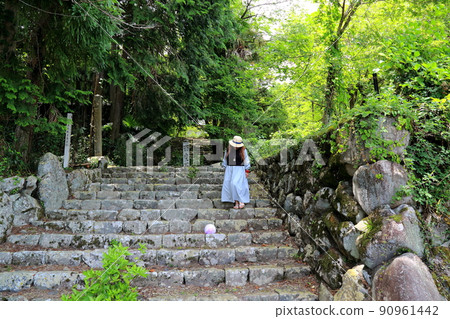 池田山腳下漫步（佛眼山善藏寺）19（岐阜縣伊美區池田町） 90961442