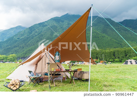汽車露營地 90961447