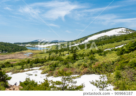 Mt. Issaikyo, Mt. Bandai, remaining snow 90966187