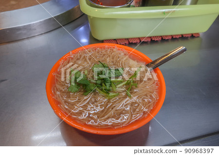 台灣傳統麵食麵線 90968397
