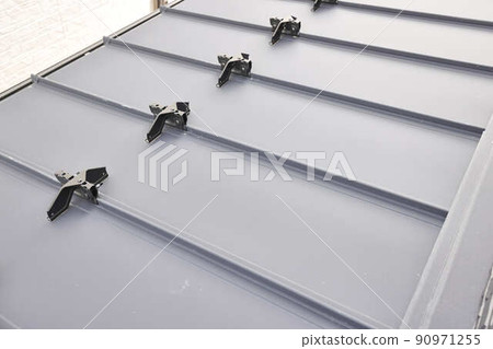 Tile bar roof 90971255