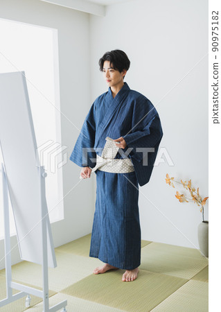 Yukata men Japanese-style tatami mats 90975182